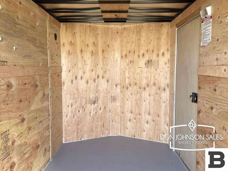2023-c&b-10-6x10+16"-enclosed-cargo-trailer-image-11