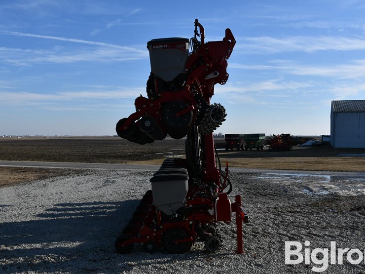 2022-case-ih-2022-image-4