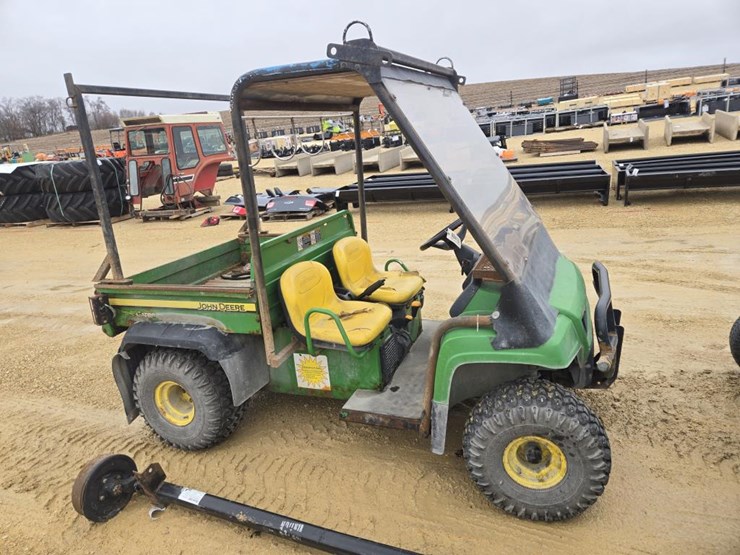 john-deere-gator-image-1