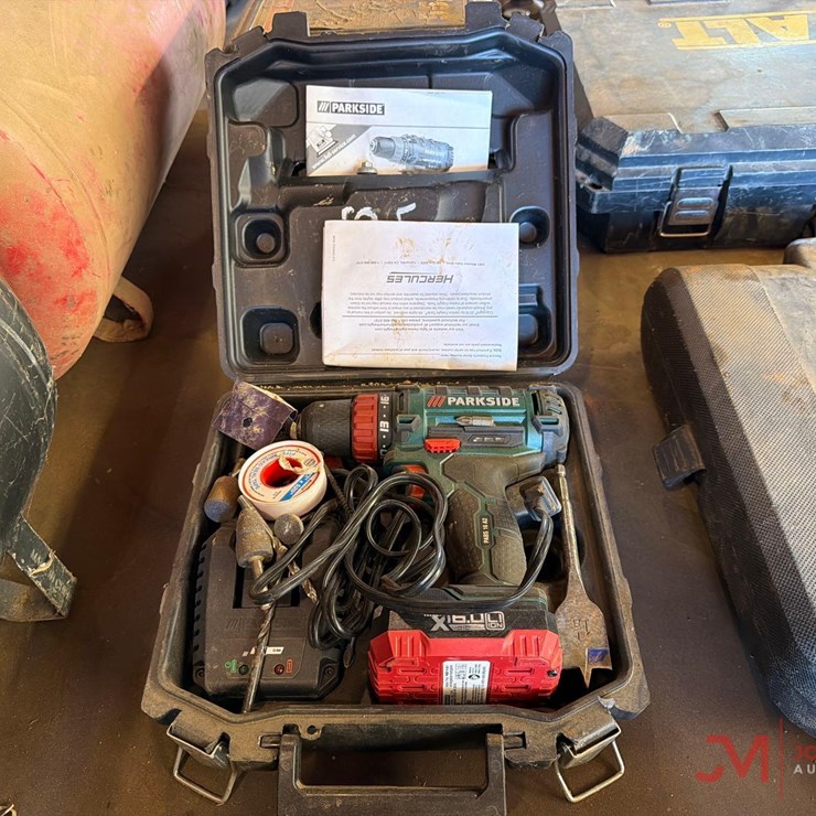 PARKSIDE 16V CORDLESS DRILL W/ CASE