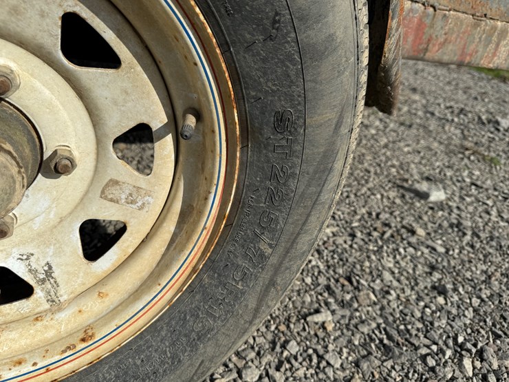 #38649-•-10’-s/a-utility-trailer-image-13