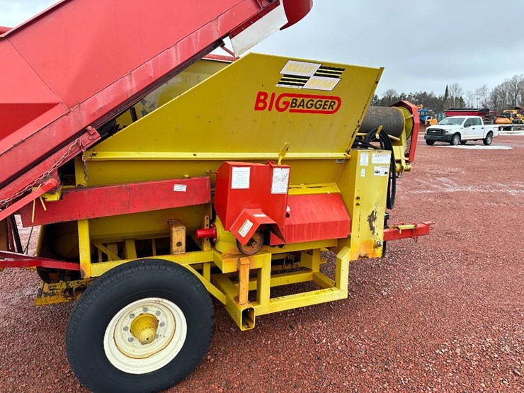 kelly-ryan-2w08-image-12