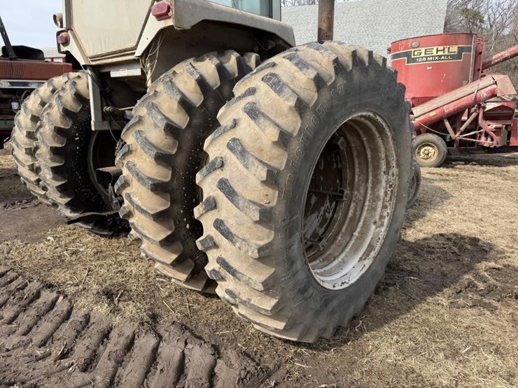 white-2-105-image-10