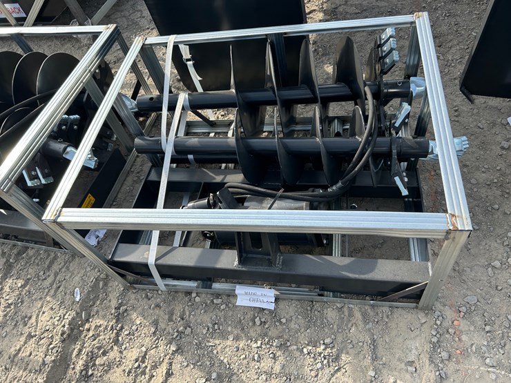#2015-•-unused-jct-skid-steer-auger-drive-and-bits-inv#-40780-image-3