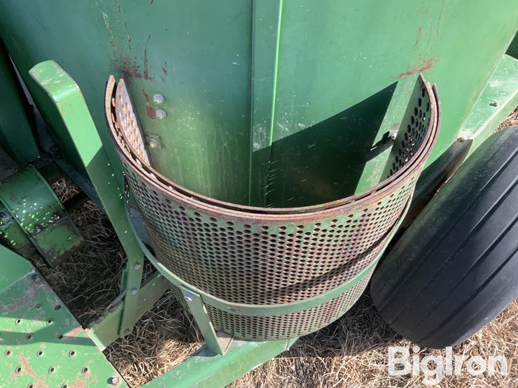 john-deere-700-image-15