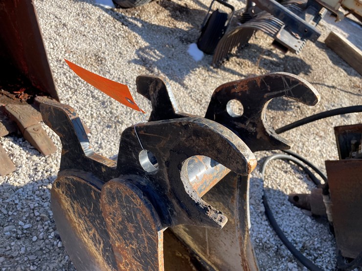 john-deere-12-image-3