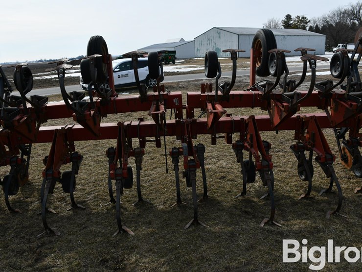 case-ih-183-image-15