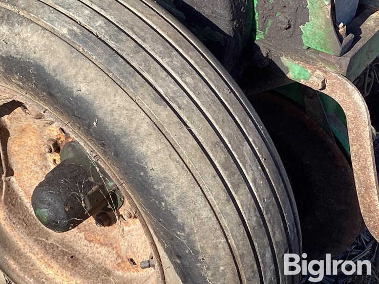 john-deere-b-image-11