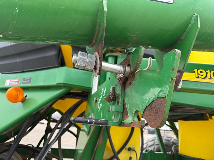 john-deere-1890-image-70