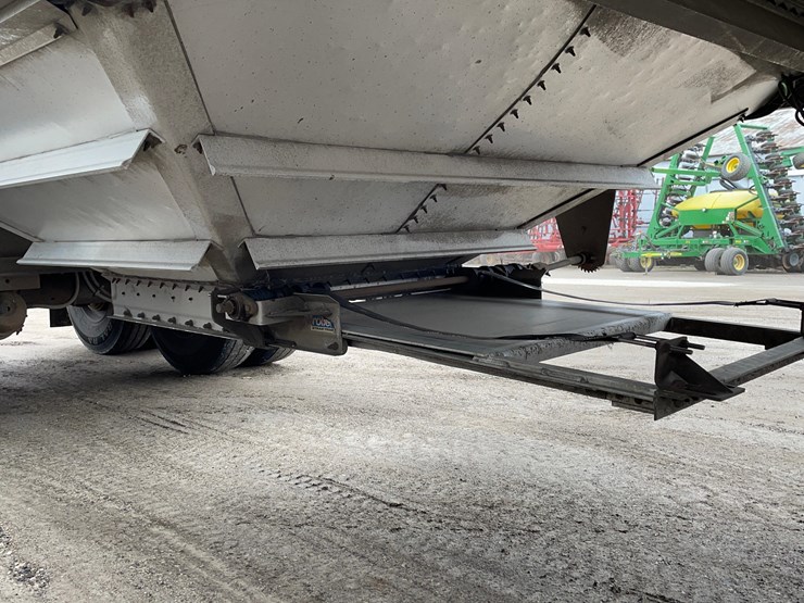 2016-wilson-hopper-bottom-image-17