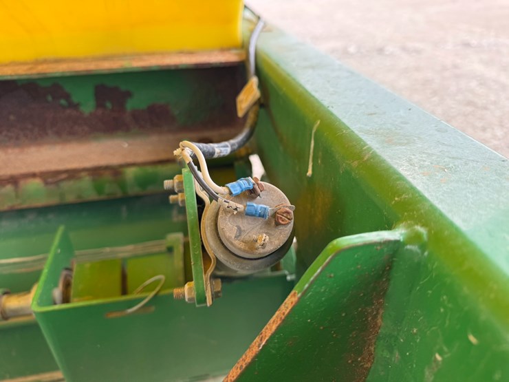 john-deere-1890-image-48