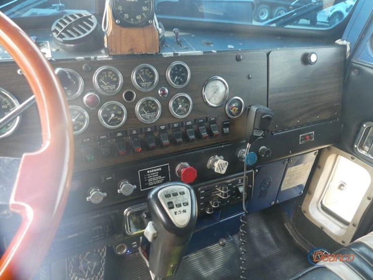 1973-kenworth-w925a-truck-tractor,-s/n-133656:-1693-ta-cat,-425hp,-18-sp.,-4:11-rears,-air-ride,-wet-kit-image-16