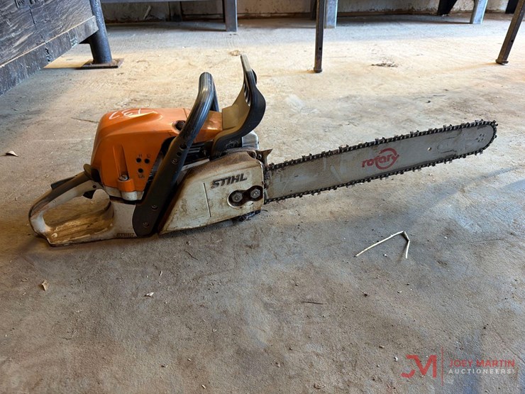stihl-ms311-gas-powered-chainsaw-image-3