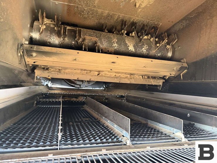 2008-case-ih-7010-image-53