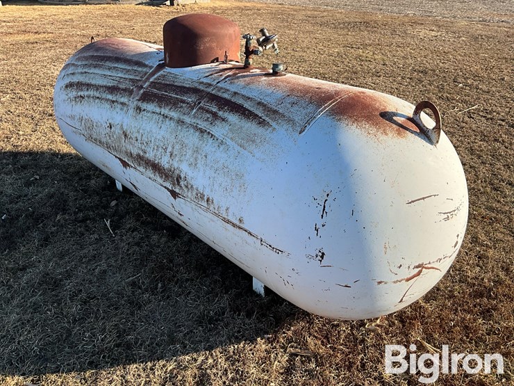 1976-trinity-tank-image-3