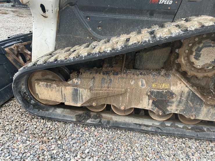 2022-bobcat-t76-image-18