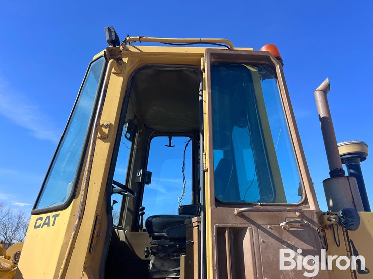 1986-caterpillar-926-image-13