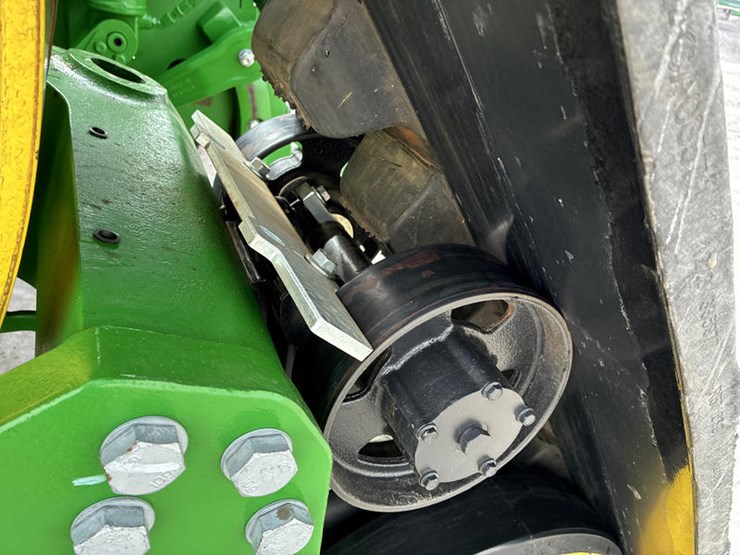 2024-john-deere-8rx-410-image-79