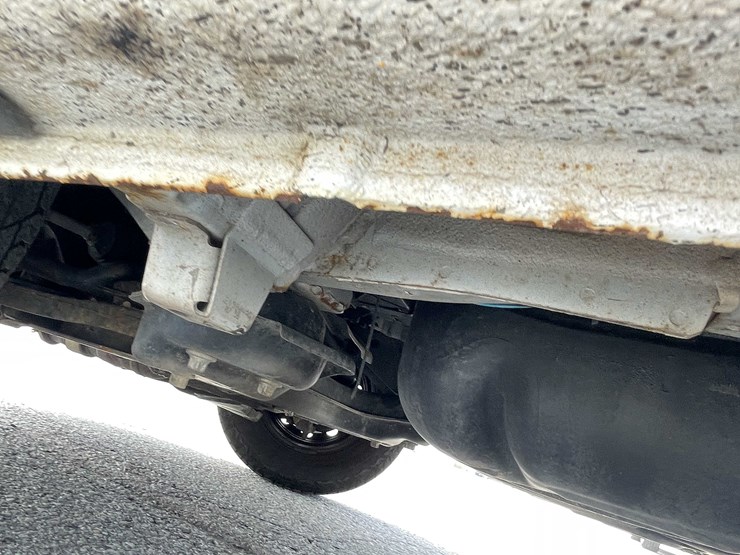 #1426-•-2016-white-ram-van-(has-wi-title)-(of)-image-31