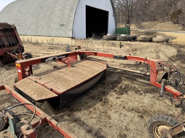 new-holland-1411-image-2