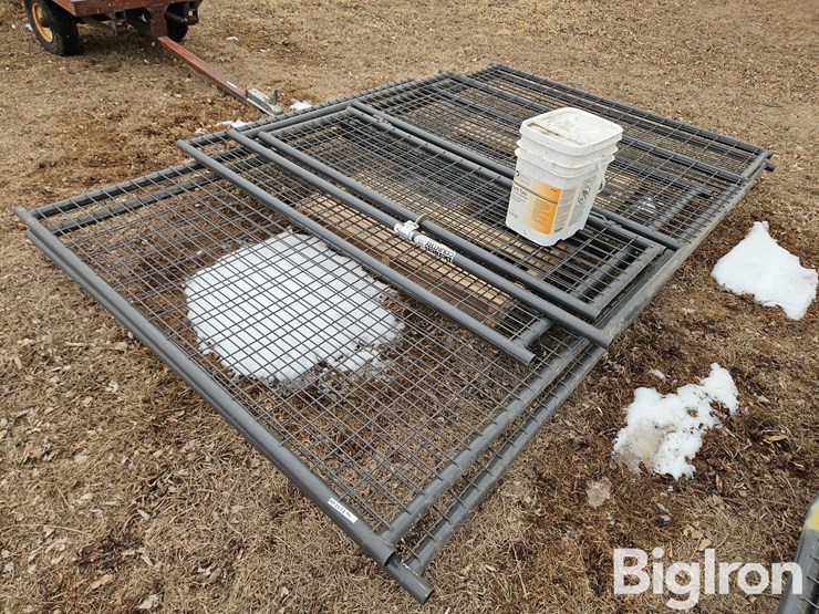 behlen-10'x5'-dog-kennel-image-1