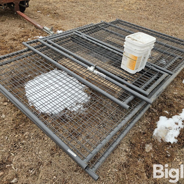 Behlen 10'X5' Dog Kennel