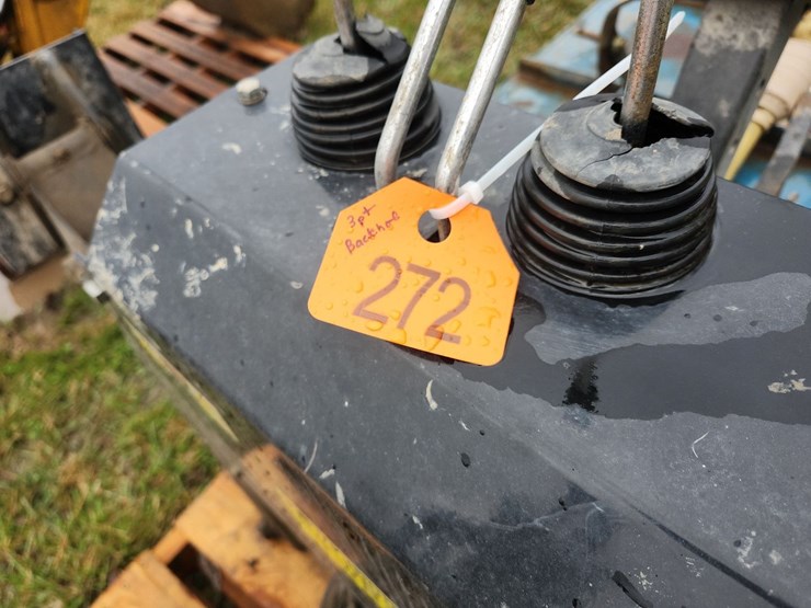 tag-#272,-3pt-backhoe-image-2
