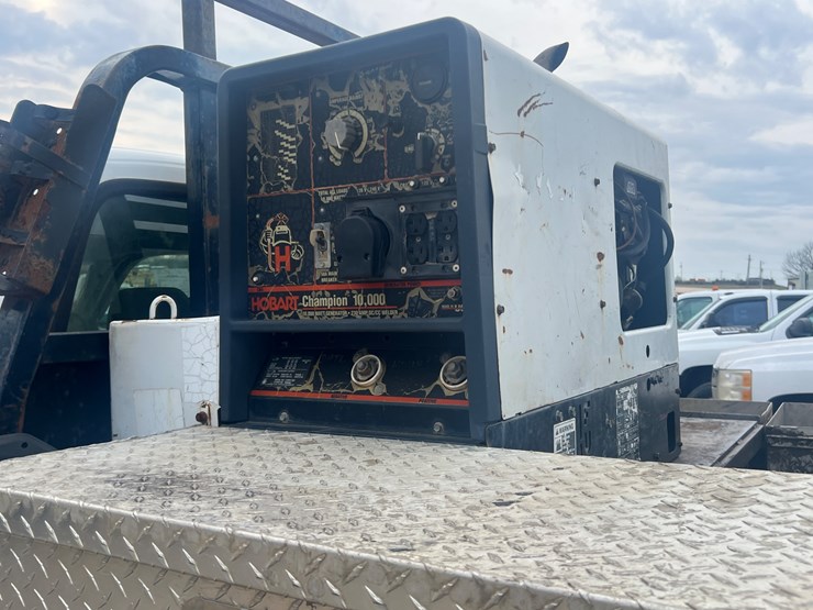 ford-f350-xlt-image-10