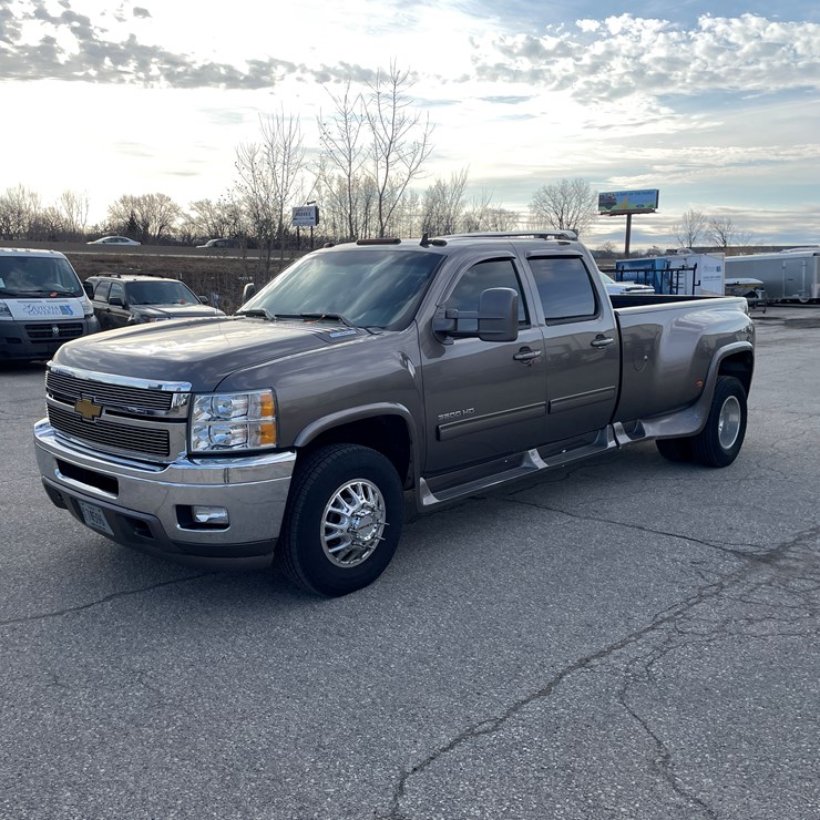 2012 CHEVROLET 3500HD