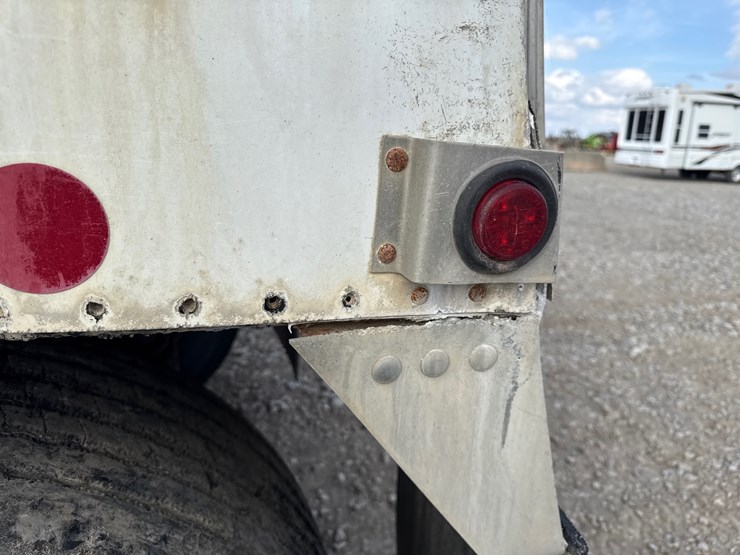 2011-merritt-42-image-35