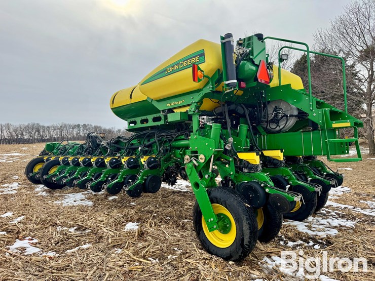 2015-john-deere-1775-image-7