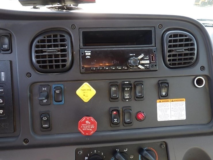 2019-freightliner-m2-15'-t/a-dump-truck-image-33