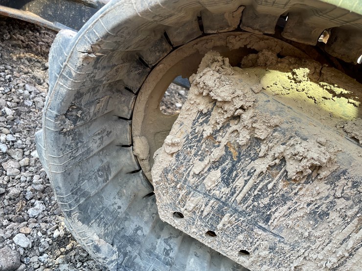 hitachi-zx30u-image-27