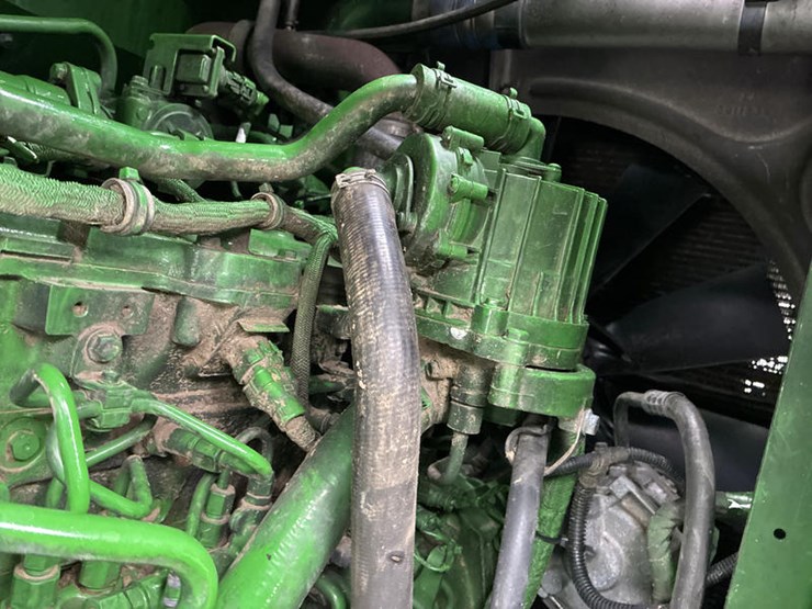 2014-john-deere-s660-image-87