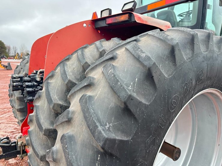 case-ih-steiger-335-image-11