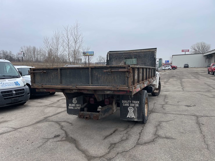 2006-ford-f650-xl-image-6