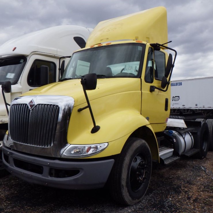 2016 INTERNATIONAL 8600