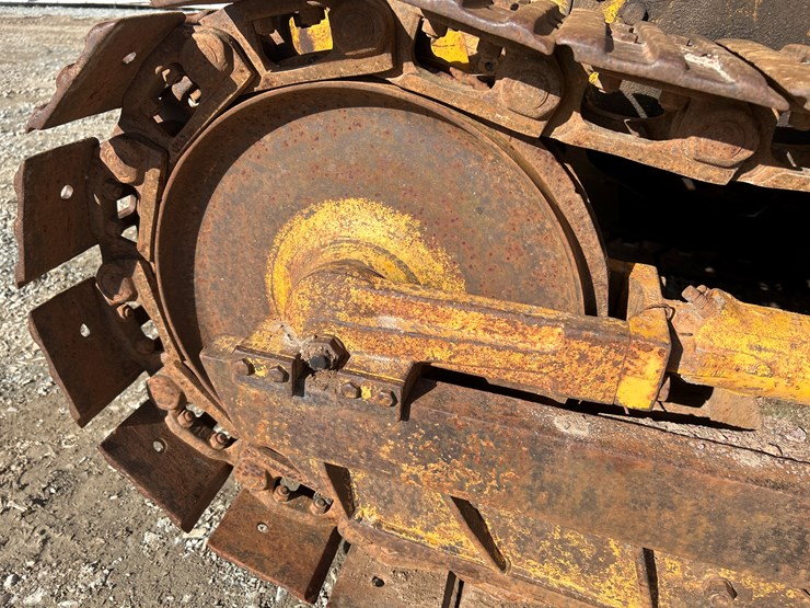 john-deere-350-image-63