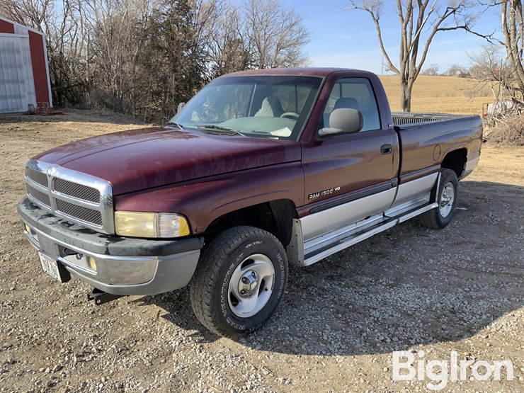 2001-dodge-ram-1500-image-1