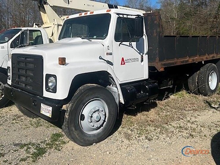 1987-international-s1900-image-1