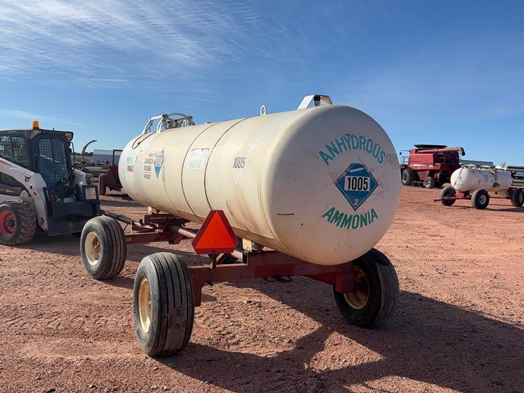 anhydrous-tank-with-trailer-image-8