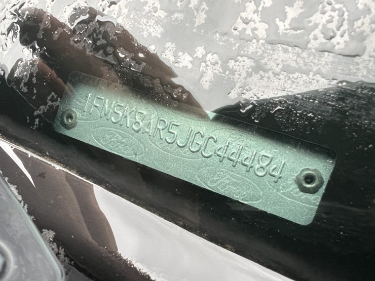 2018-ford-explorer-image-9