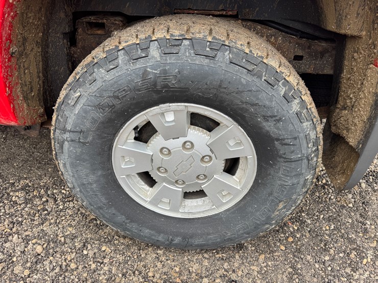 2005-chevrolet-colorado-ls-image-11