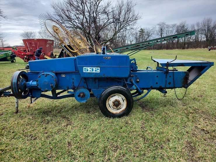 tag-#267,-ford-baler-image-5
