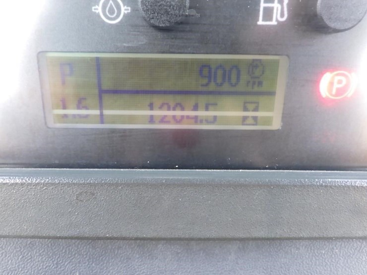 2019-deere-450k-lgp-image-27