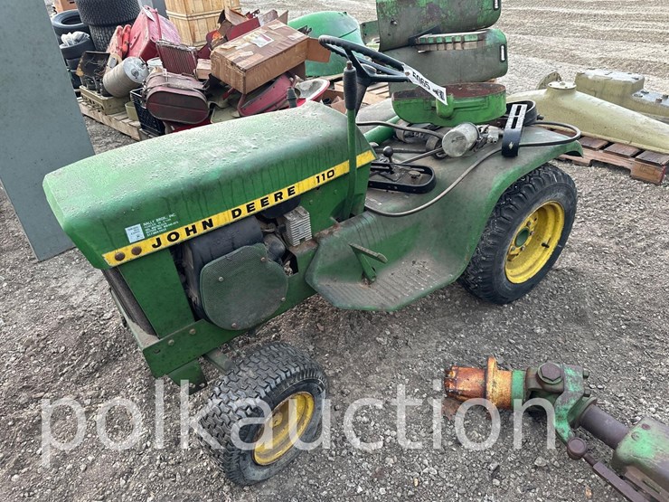 john-deere-110-image-1