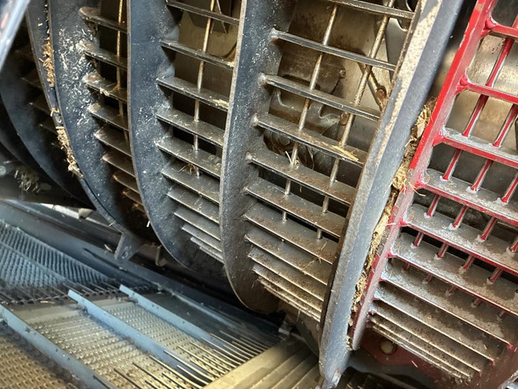 2012-case-ih-8230-image-80