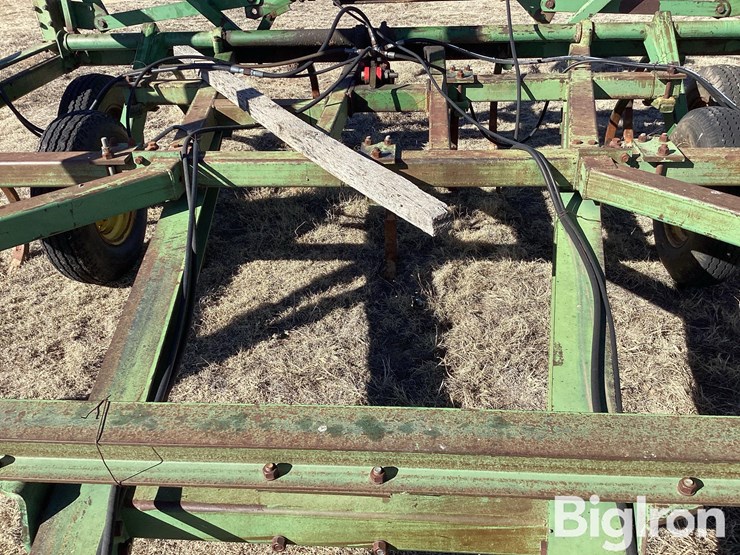 john-deere-1610-image-9