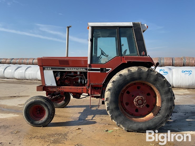 1977-international-1086-image-8