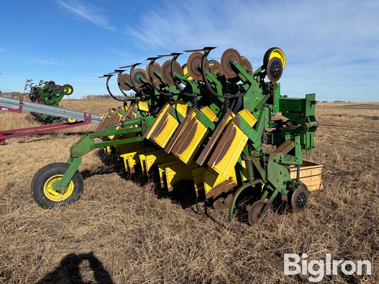 john-deere-885-image-5